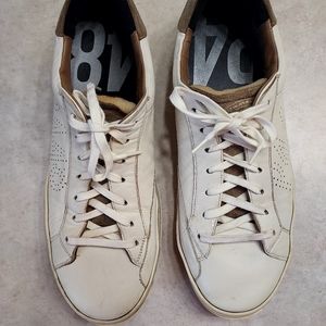 Mens P448 low profile leather sneaker